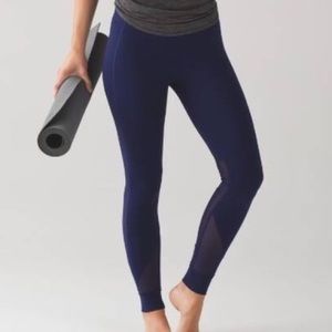 NWT Lululemon Hot like Agni blue pant - new
